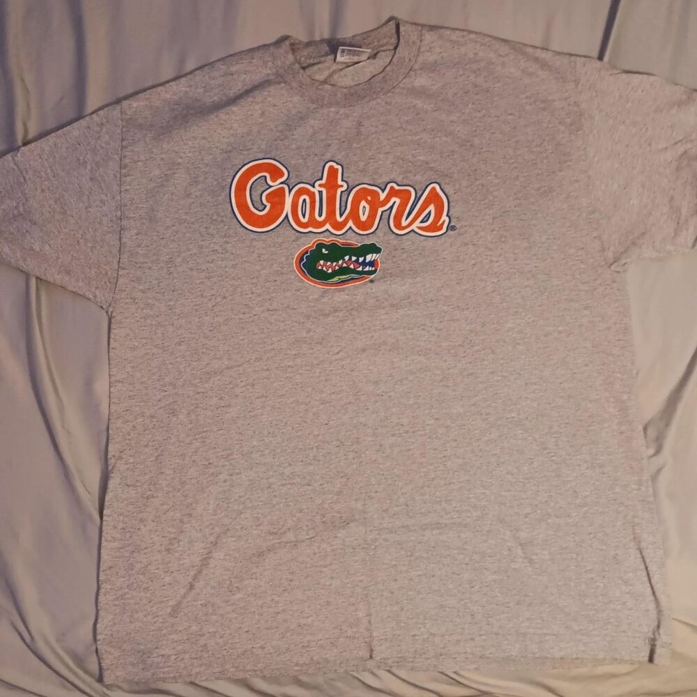 Vintage Y2K Tri-Lake Gators Team T-shirt